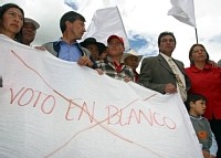 FRENTE A LA DEGRADACIÓN DE LA DEMOCRACIA, EL VOTO EN BLANCO