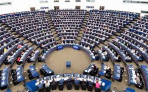 VOX renuncia a integrarse con la extrema derecha en el Parlamento Europeo y entrará en el Grupo de Conservadores y Reformistas Europeos