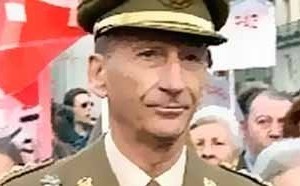 ¿POR QUÉ TE CALLAS AHORA?" LE PREGUNTA UN CORONEL DEL EJÉRCITO AL REY