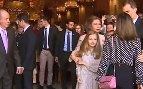 Carta a la niña Leonor Borbón, infanta de España