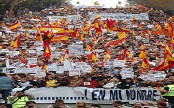 La manifestación del PP es un error