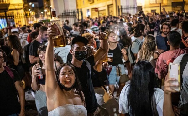 La generación del botellón y la cultura juvenil en la España gobernada por la izquierda