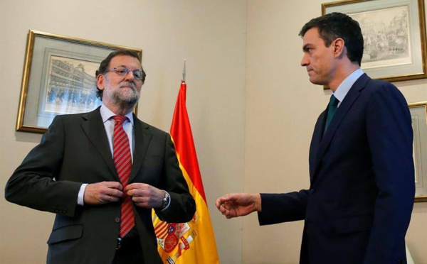 La indignante pelea de los niñatos. Rajoy y Sánchez se repelen y se odian